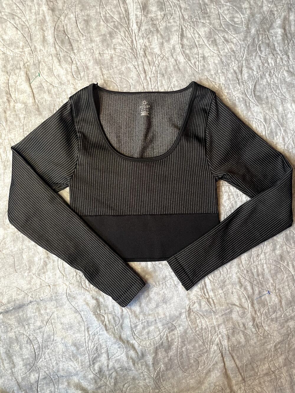 OFFLINE by Aerie Black Ribbed Seamless Long Sleeve Crop Top Small S